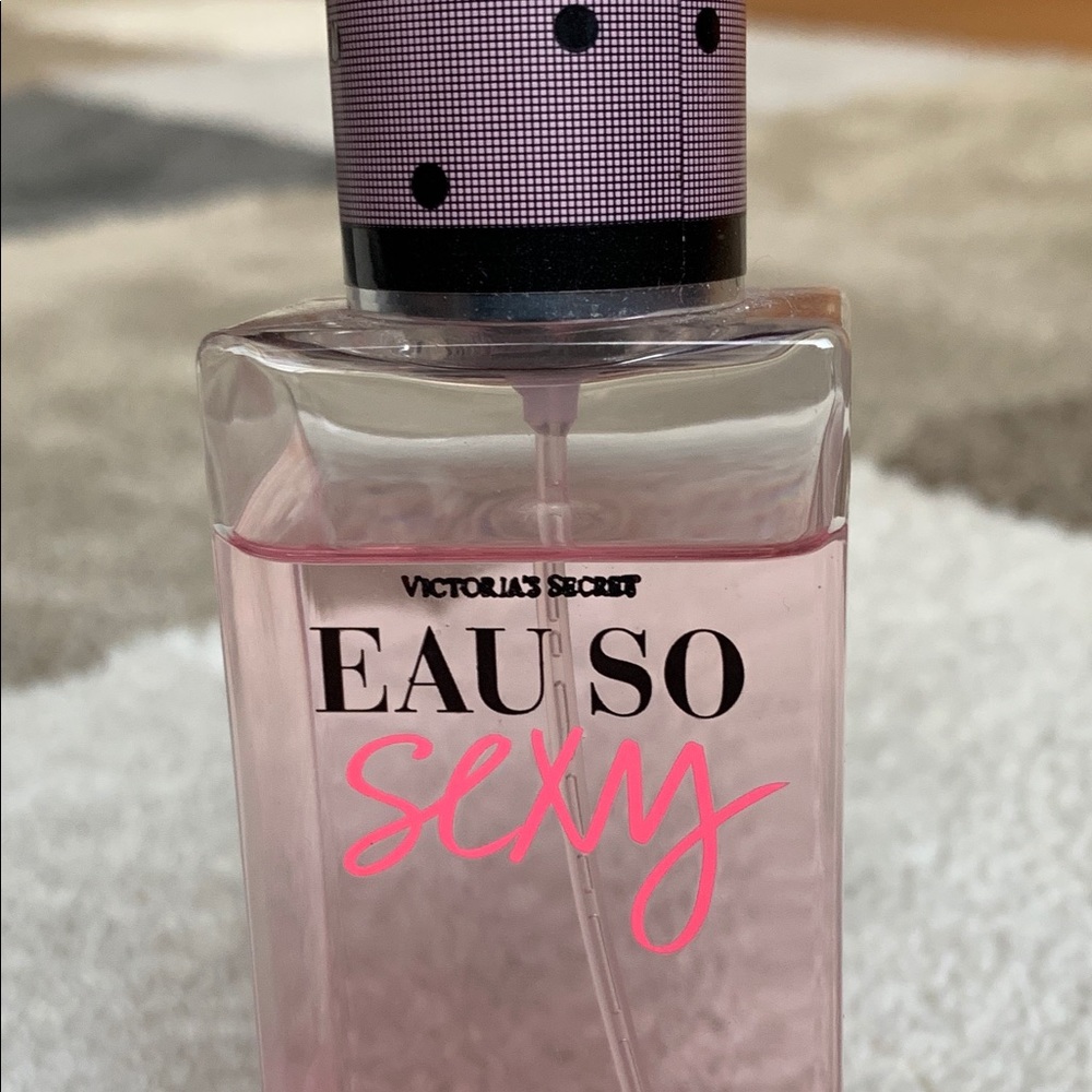 Victoria's Secret Eau So Sexy Body Mist